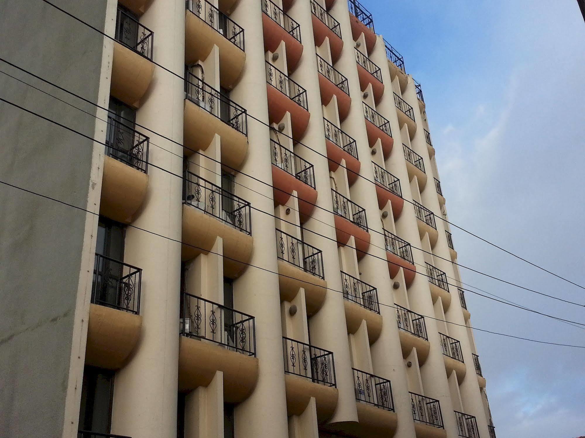 Hotel Kocaman Измир Екстериор снимка