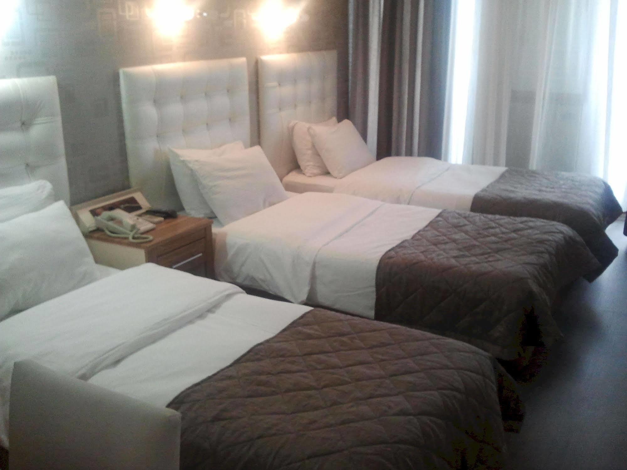 Hotel Kocaman Измир Екстериор снимка