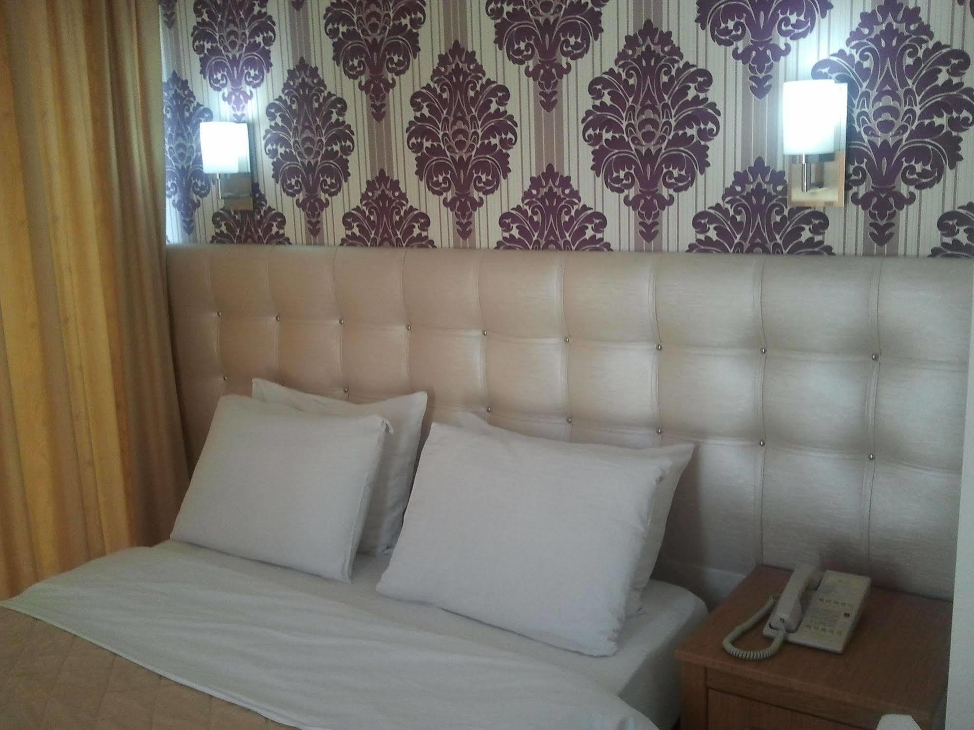 Hotel Kocaman Измир Екстериор снимка