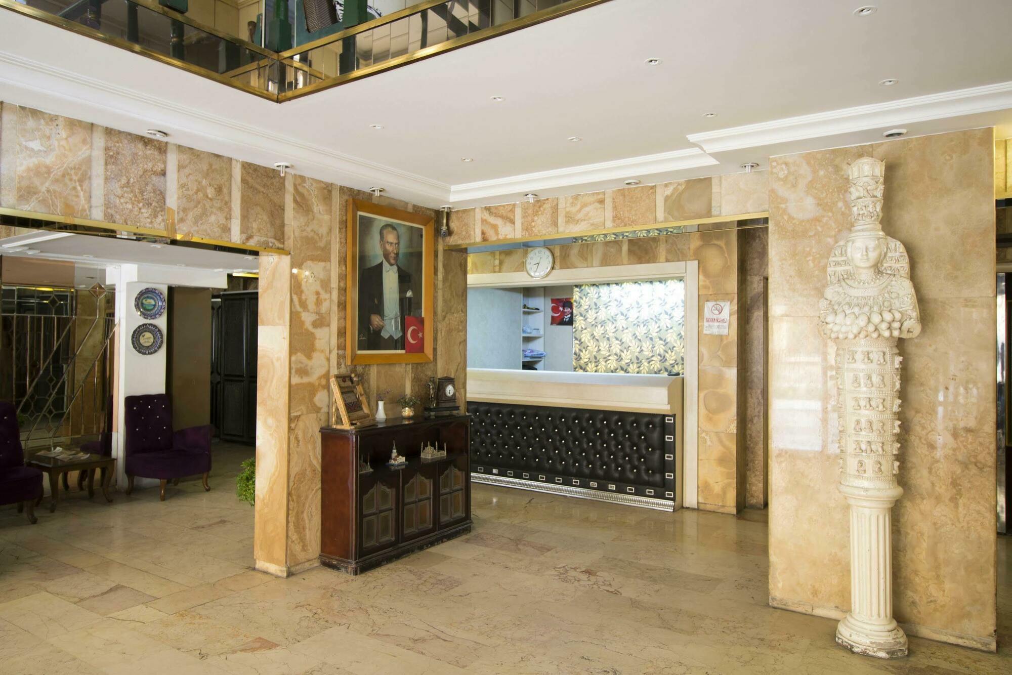 Hotel Kocaman Измир Екстериор снимка