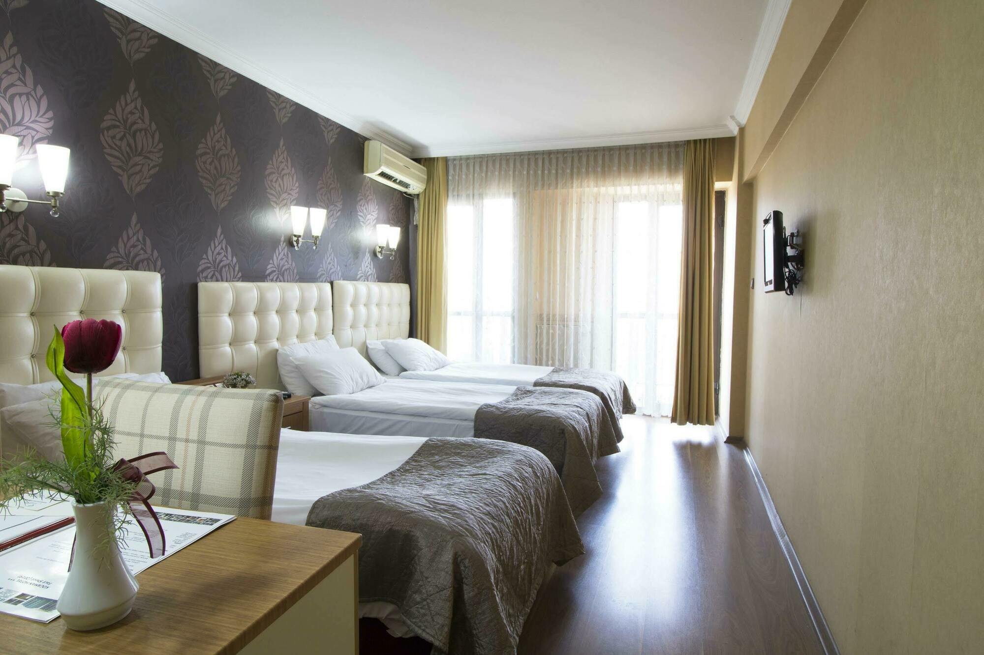 Hotel Kocaman Измир Екстериор снимка