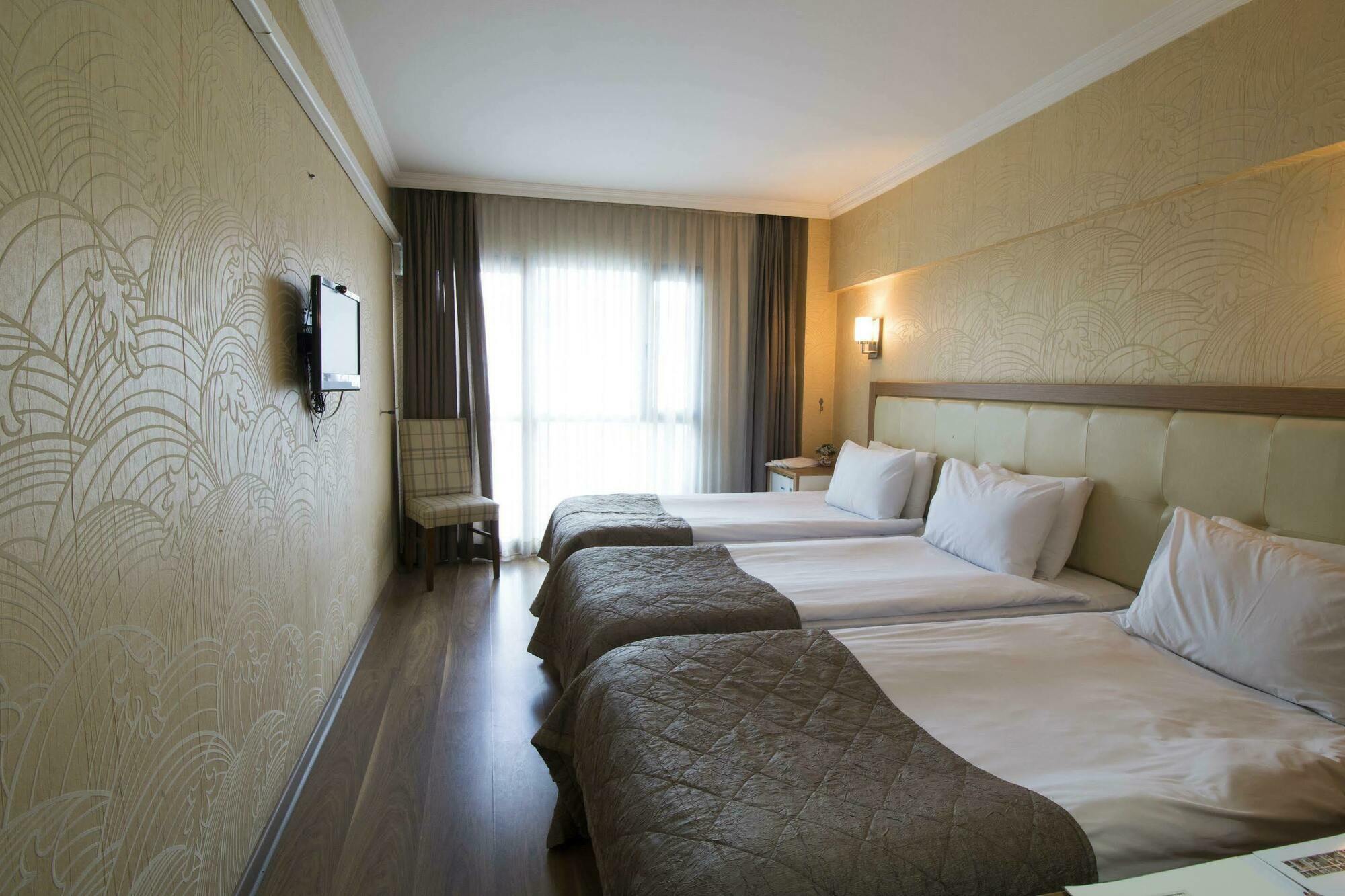 Hotel Kocaman Измир Екстериор снимка