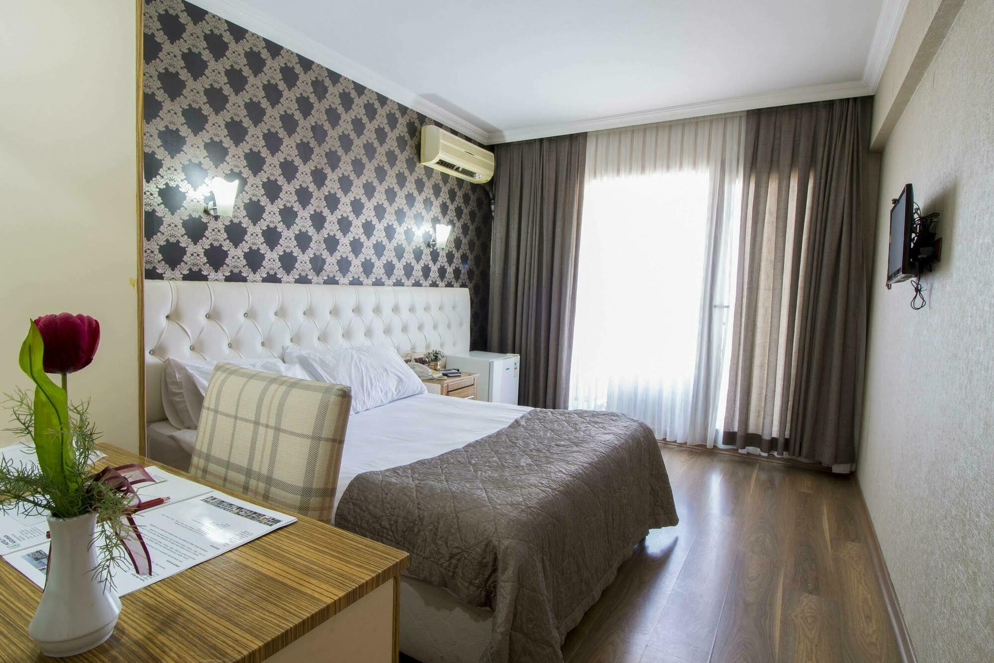 Hotel Kocaman Измир Екстериор снимка
